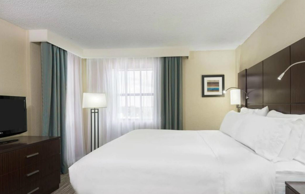 Holiday Inn Express Hotel & Suites Ft. Lauderdale-Plantation By Ihg Exterior foto
